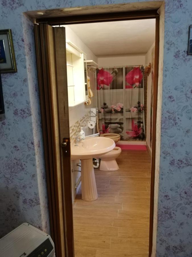 La Casa In Campagna Di Ottavia อเลซิโอ ภายนอก รูปภาพ