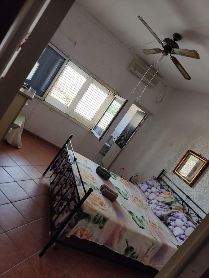 La Casa In Campagna Di Ottavia อเลซิโอ ภายนอก รูปภาพ